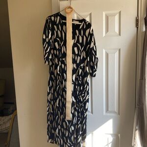 Black and White Sheath Midi Dress 3/4 Sleeve